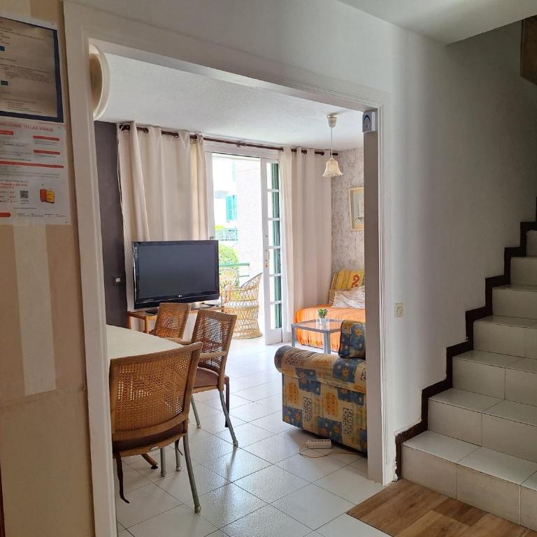 Las Viñas - Apartamento - 2 niveles - 2
