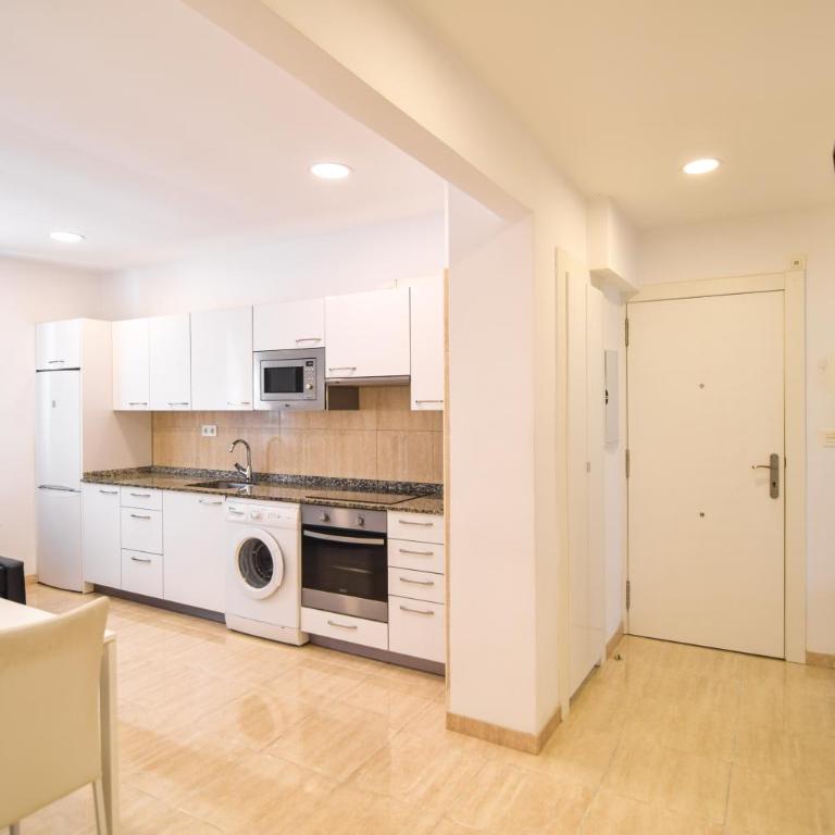 Descubre Bilbao - Three-Bedroom Apartment - 9