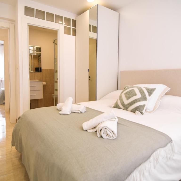 Descubre Bilbao - Three-Bedroom Apartment - 4