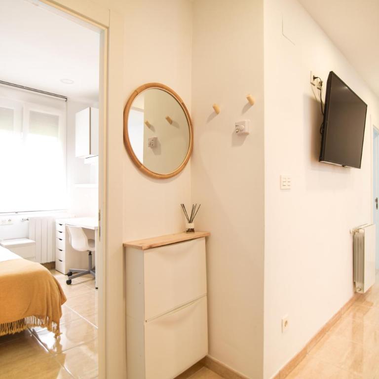 Descubre Bilbao - Three-Bedroom Apartment - 5