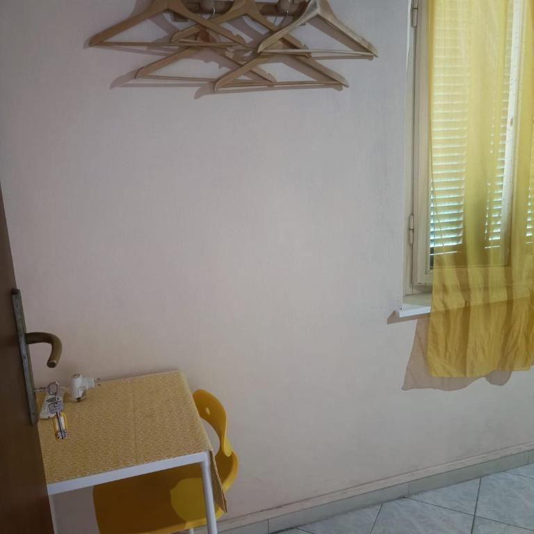 Smile Tower House - Camera Matrimoniale/Doppia con Letti Singoli con Bagno in Comune - 5