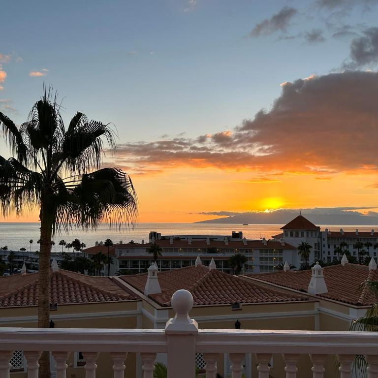 Playa del Duque-Amazing views 2 bedroom - Apartamento con vistas al mar - 48