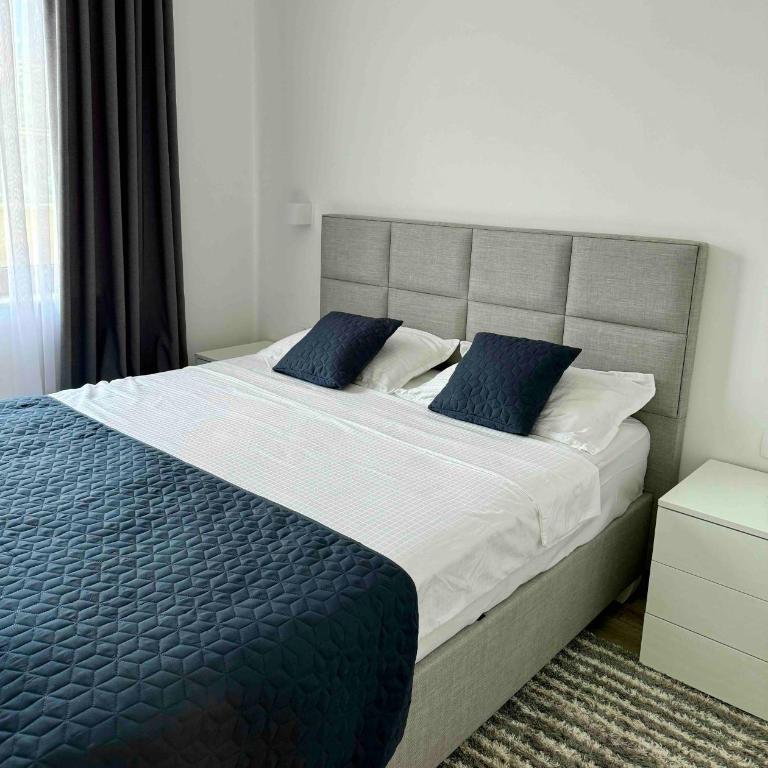 Sea View Apartments A33 - One-Bedroom Apartment - 8