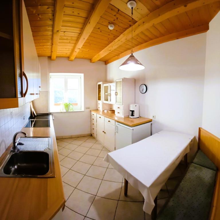 Villa Andre - Appartamento con 4 Camere da Letto e Balcone - 14