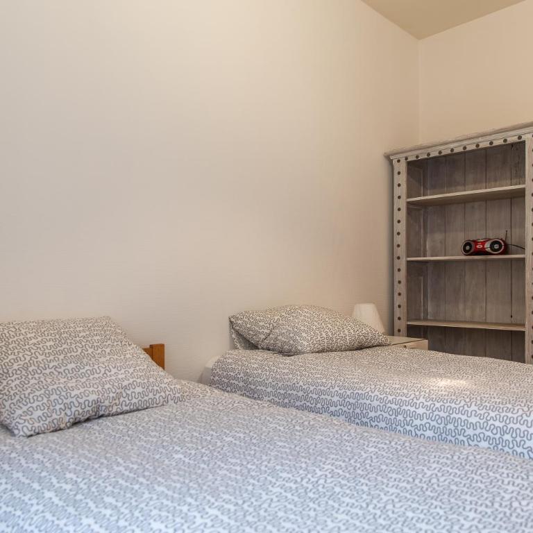 Gite hyper centre 10 pers - Apartment - 23