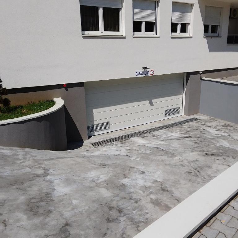 Tri srca - Apartman sa 1 Spavaćom Sobom - 62