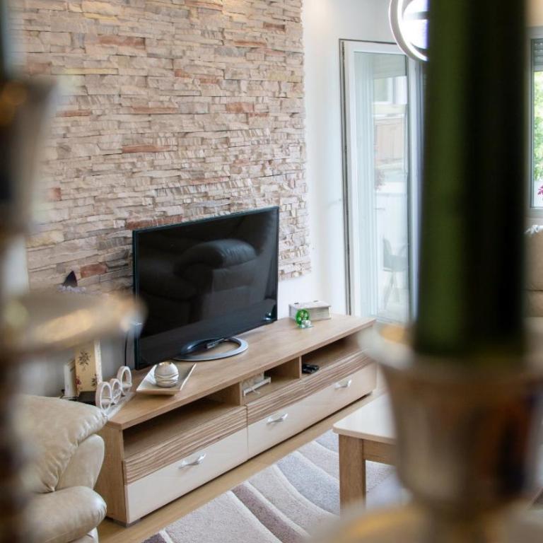 Apartman Emilija i Julija - Apartman sa 2 Spavaće Sobe - 4