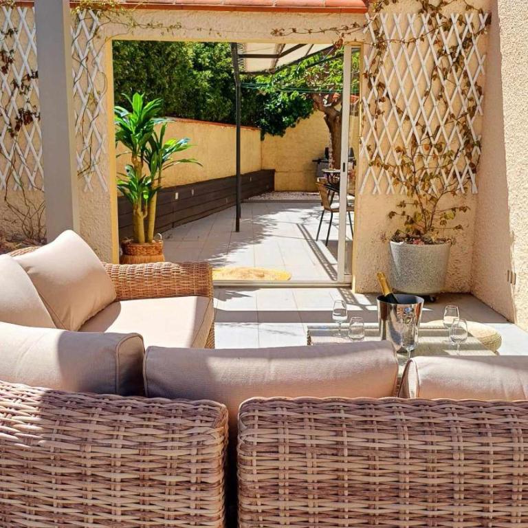 La SIRENADE - Four-Bedroom House - 14