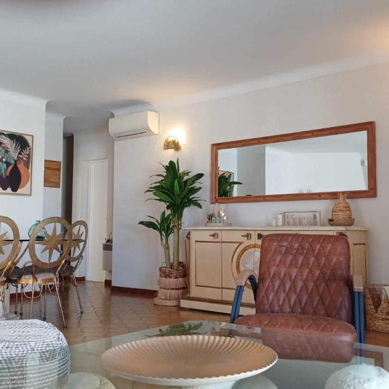 La SIRENADE - Four-Bedroom House - 20