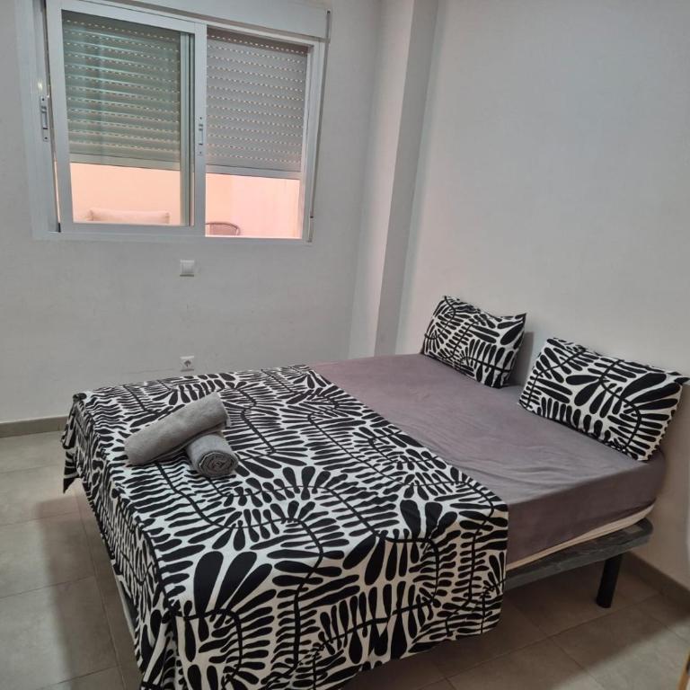 CENTRUM 4 - Three-Bedroom Apartment - 10