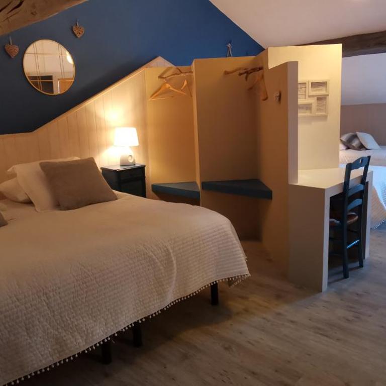 Le Presbytère du Val - Chambre Familiale avec Salle de Bains Privative - 11