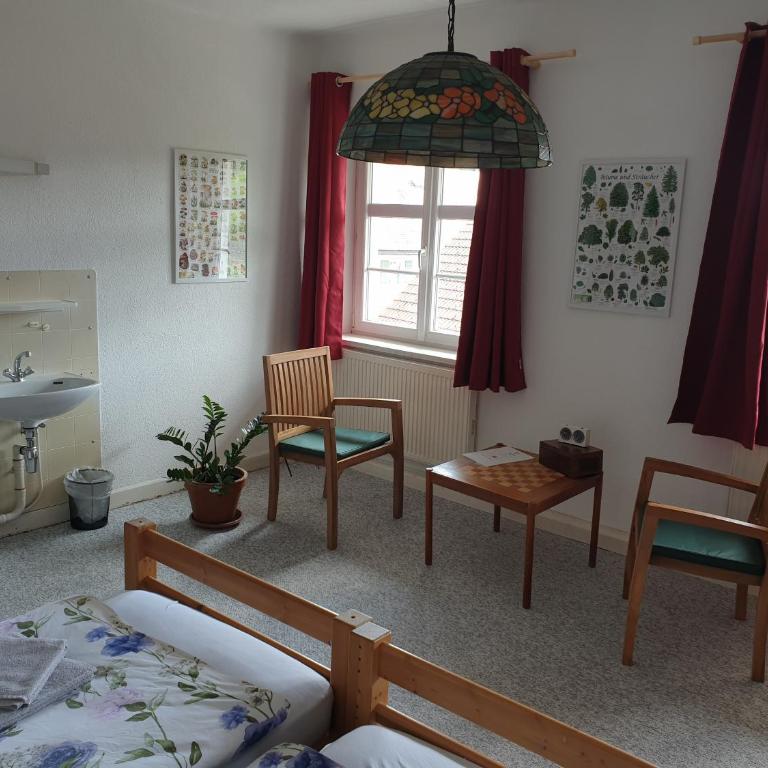 Gasthaus Adler - Familienzimmer mit Doppelbett - 4