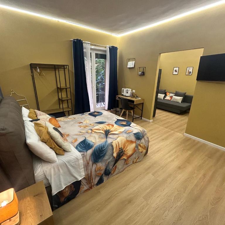 Vomero Suite and Deluxe Room B&B Napoli - Superior Queen Room - 2