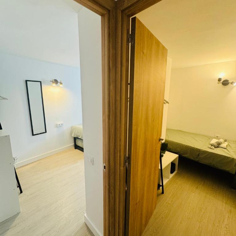 Piso con jardín, de Playa Fenals - Apartamento de 3 dormitorios - 16