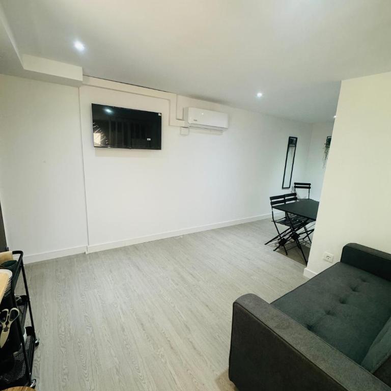 Piso con jardín, de Playa Fenals - Apartamento de 3 dormitorios - 19