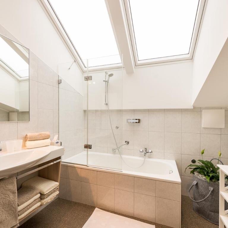Haus Stablerkrämer - Apartment mit 2 Schlafzimmern und Balkon - 7