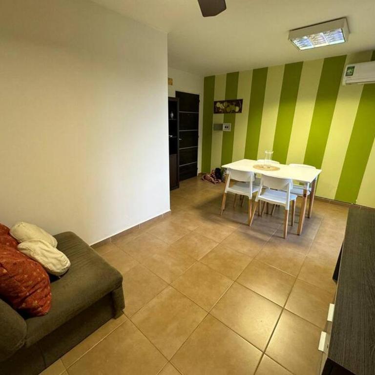 Departamento Céntrico - Apartamento de 1 dormitorio con balcón - 9