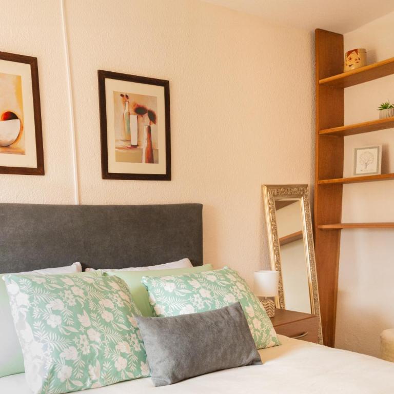 Apartamento luminoso frente a la playa - One-Bedroom Apartment - 22