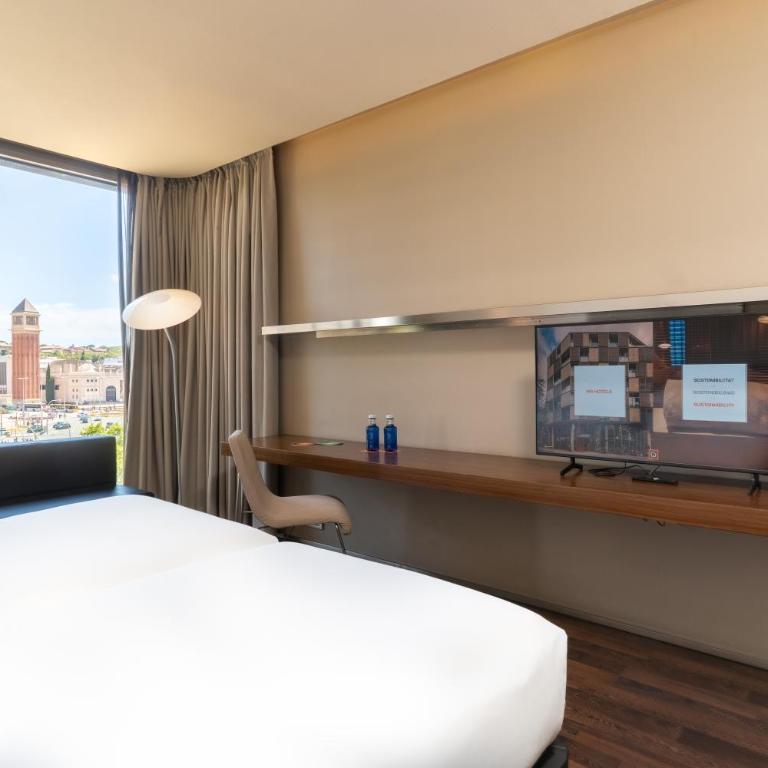 B Hotel - Double or Twin Room (1-2 Adults) - 8