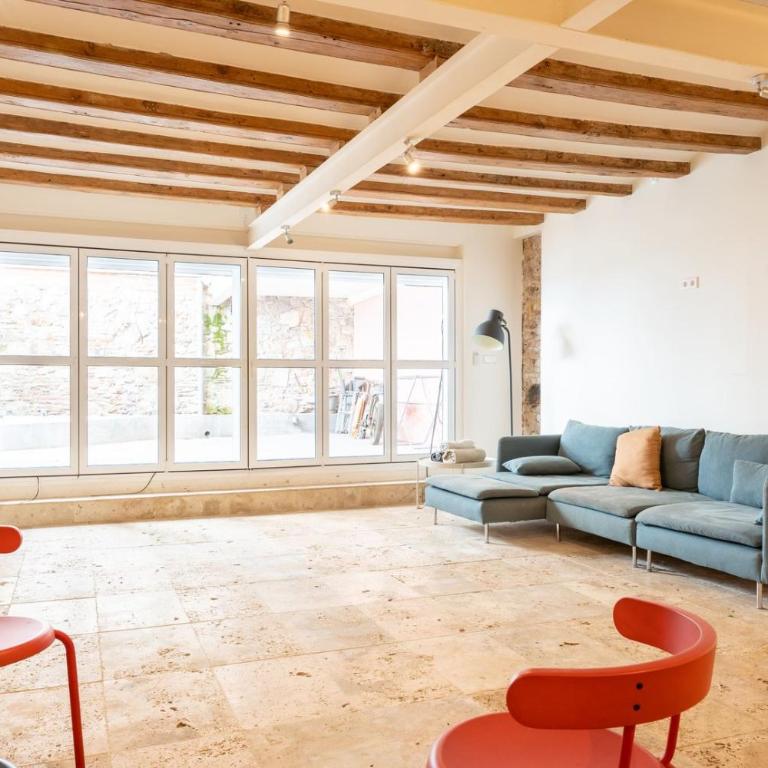 GuestReady - Unique Retreat in Barcelona - Three-Bedroom Apartment - 6