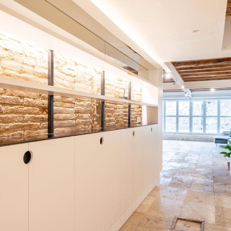 GuestReady - Unique Retreat in Barcelona - Three-Bedroom Apartment - 23