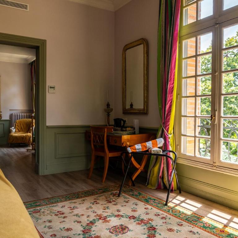 Castel Bois Marie, Maison d'hôtes - Suite Junior Double ou Lits Jumeaux Deluxe - Vue sur Jardin - 10