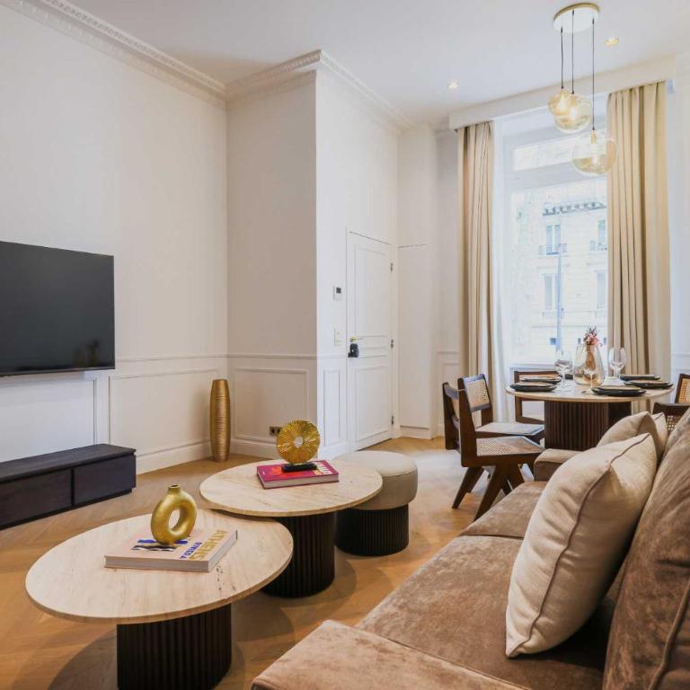 Charming flat - 2BR- 6P - Arc de Triomphe - Appartement 2 Chambres - 8