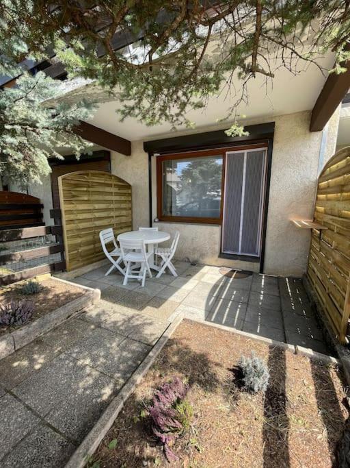Charmant appartement cosy, terrasse proche des pistes et du centre du village - WIFI gratuit - Estudio con vistas a las montañas - 17
