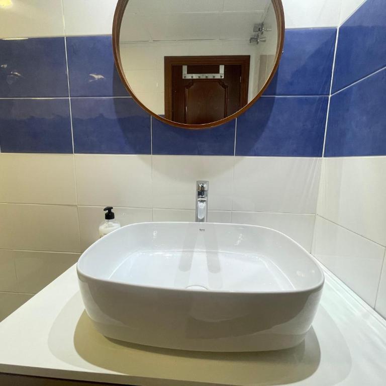 Azahar Centre Apartment & Parking - Apartamento de 2 dormitorios con terraza - 20