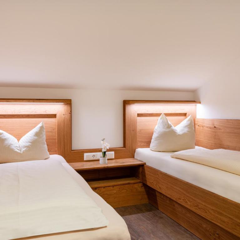 Landhotel Schwarzenbach - Wellness & Spa - Camera Quadrupla Standard - 5