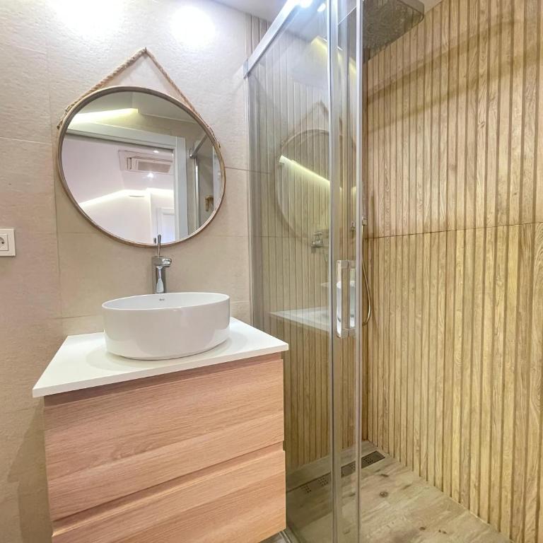 Azahar Centre Apartment & Parking - Apartamento de 2 dormitorios con terraza - 25