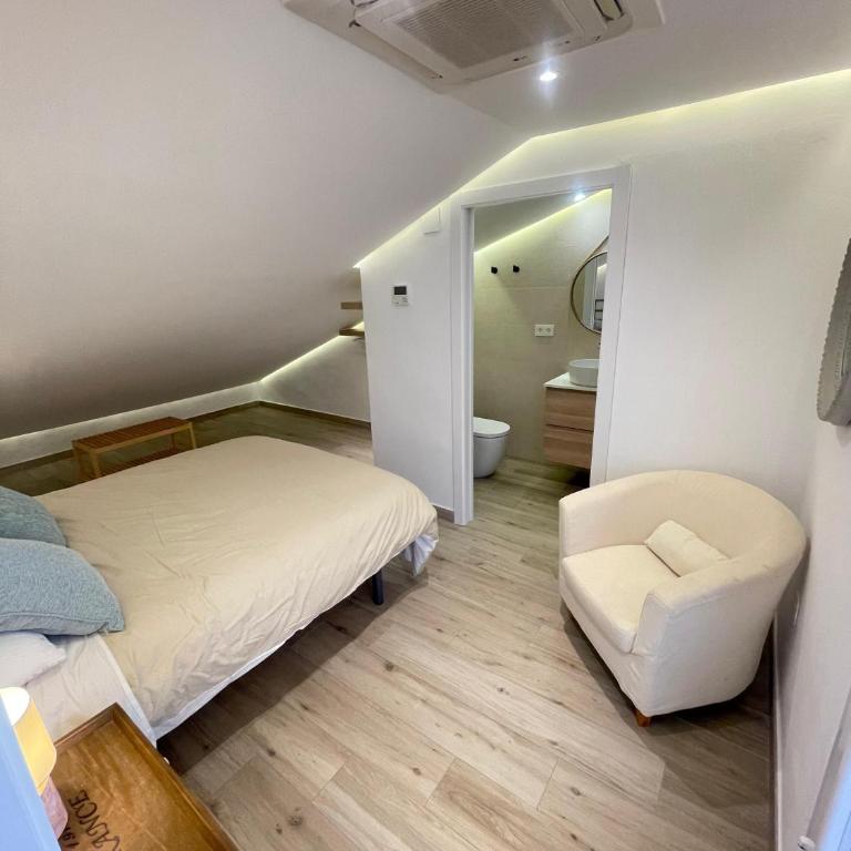 Azahar Centre Apartment & Parking - Apartamento de 2 dormitorios con terraza - 21