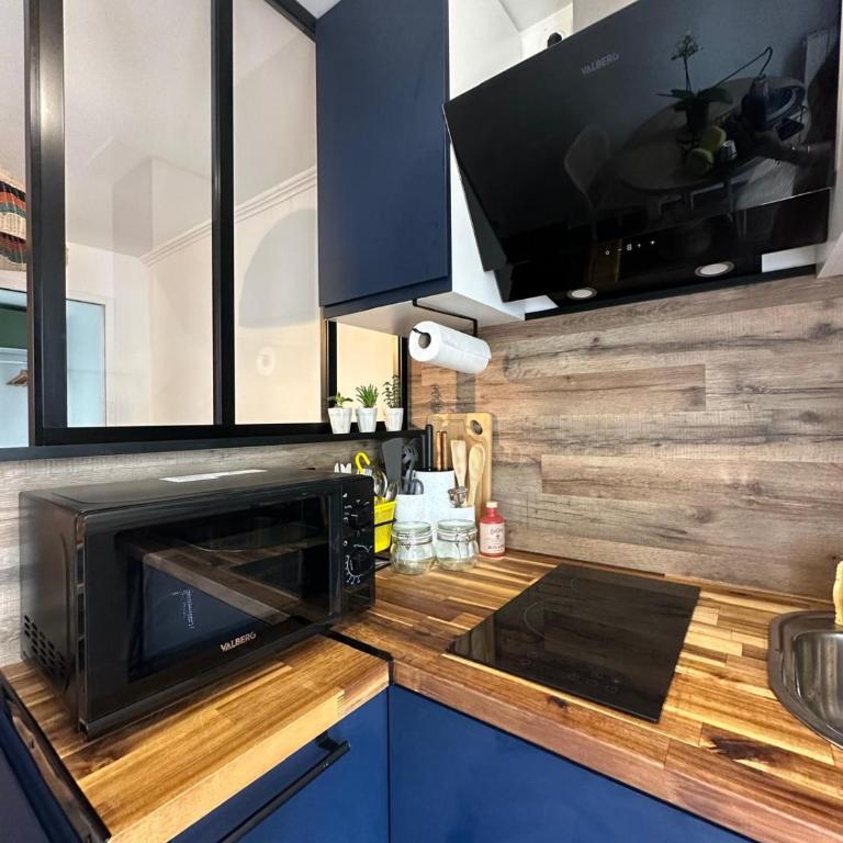 Modern Apt near Montmartre 2 mins from metro Château Rouge - Appartement 1 Chambre - 6