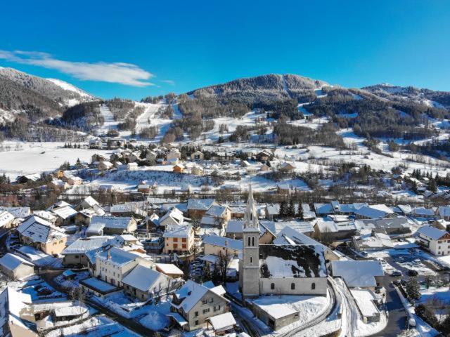 Charmant appartement cosy, terrasse proche des pistes et du centre du village - WIFI gratuit - Estudio con vistas a las montañas - 21