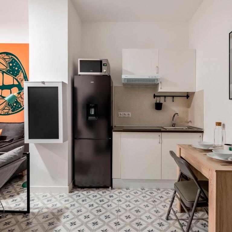 Charming Urban Madrid - Apartment - 6