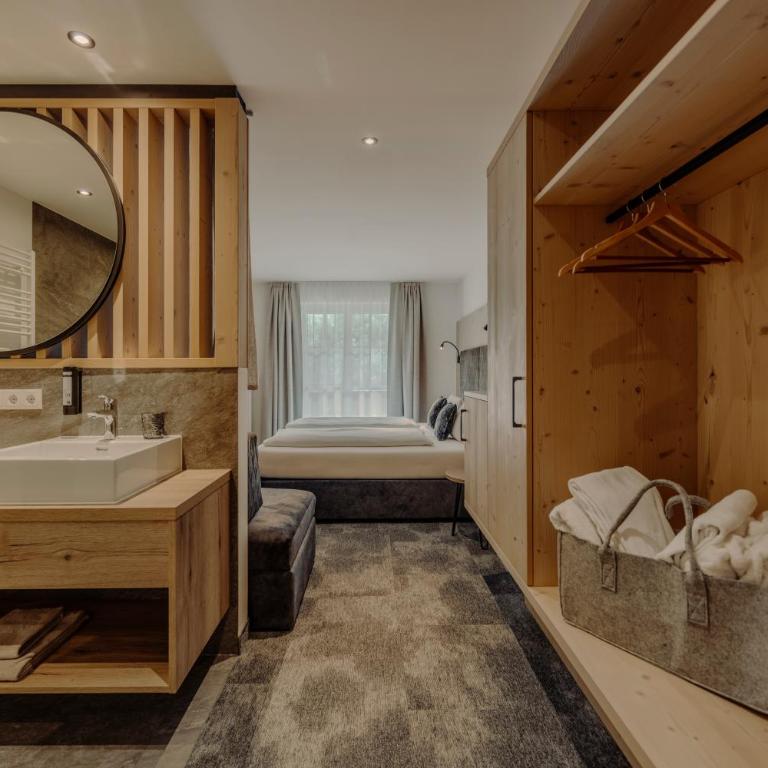 Resl Resort - Superior Doppelzimmer - Hauptgebäude - 2