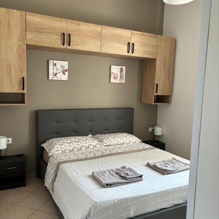Affittacamere Home&Stazione Bologna - Double Room with Private Bathroom - 9