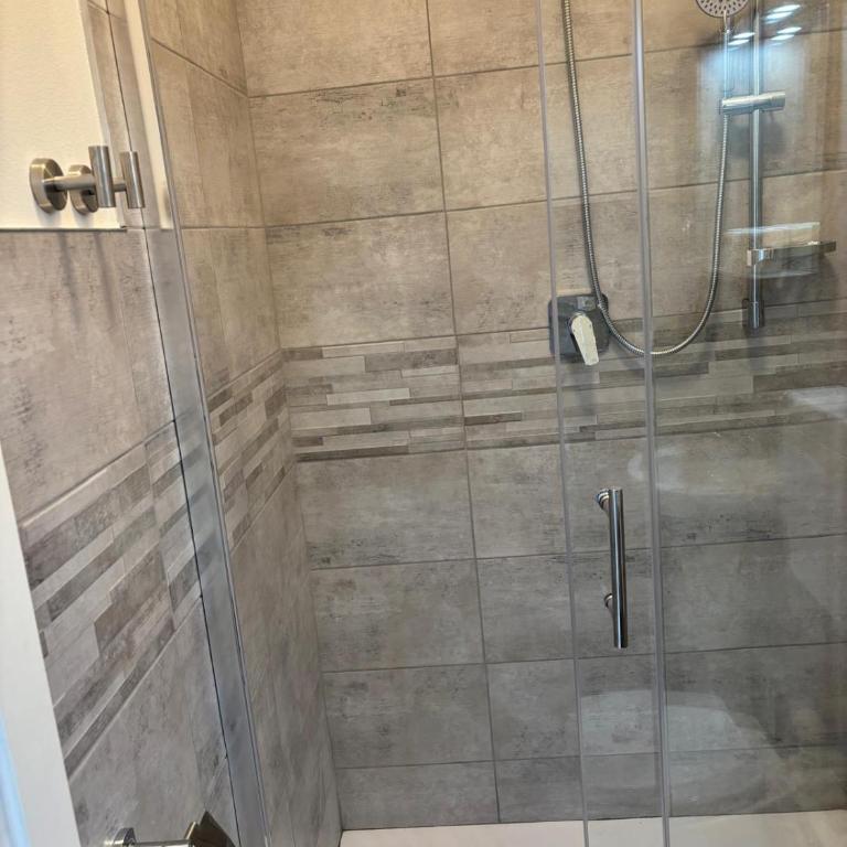 Affittacamere Home&Stazione Bologna - Double Room with Private Bathroom - 10