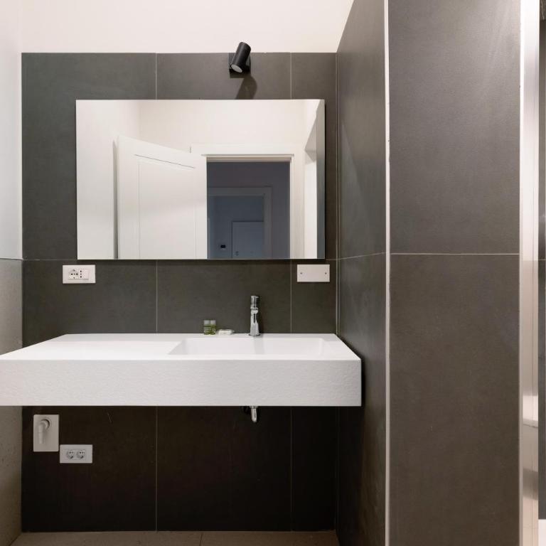 Le Dodici Porte - Zamboni 3 By Bologna District - Two-Bedroom Apartment - 2