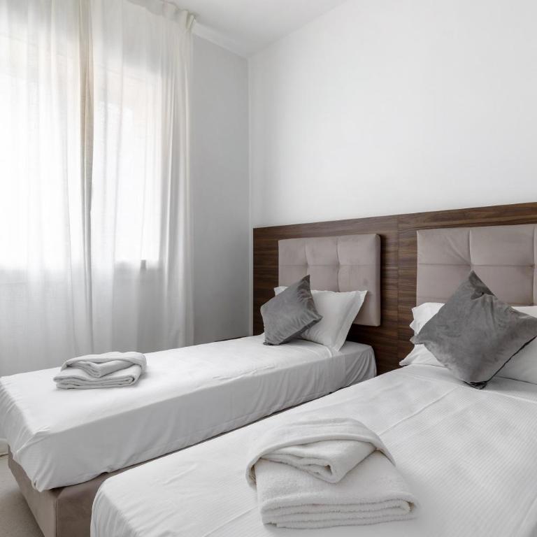 Le Dodici Porte - Zamboni 3 By Bologna District - Two-Bedroom Apartment - 18