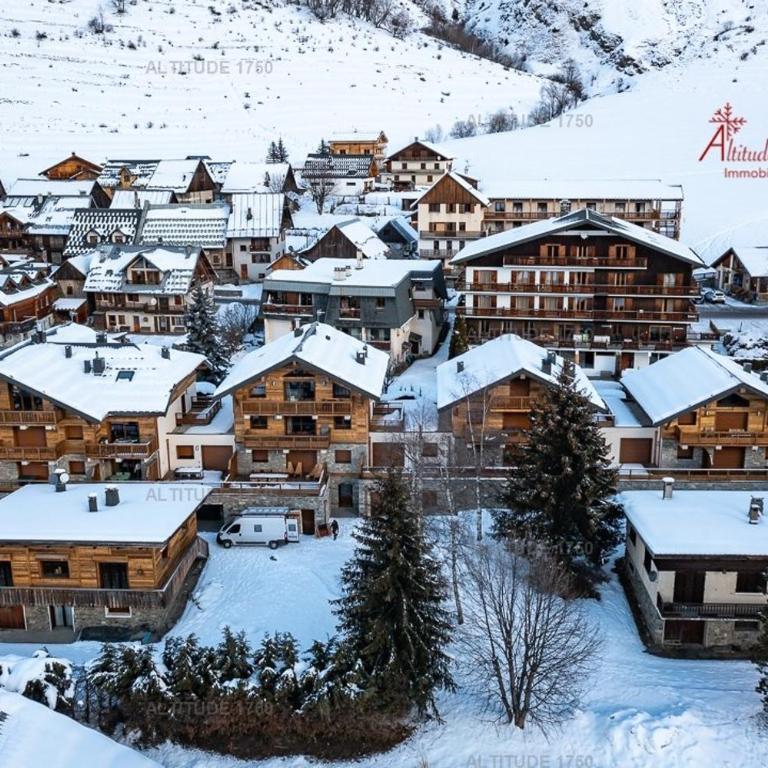 Appartement neuf avec une grande terrasse au cœur du village - 6 personnes - Appartement - Rez-de-Chaussée - 22
