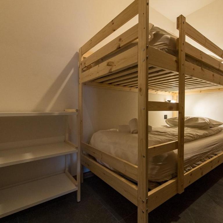 Appartement neuf avec une grande terrasse au cœur du village - 6 personnes - Appartement - Rez-de-Chaussée - 23