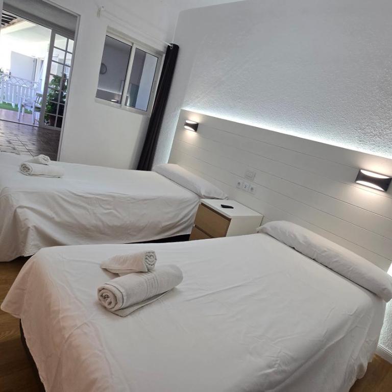Villa las Flores - Habitación Doble Económica - 2 camas - 2