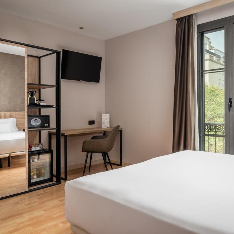 Petit Palace Eixample - Double Room with View - 6
