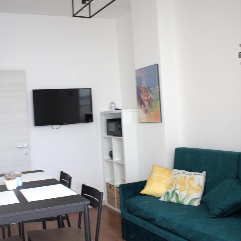 Flavio's home - Two-Bedroom Apartment - 8