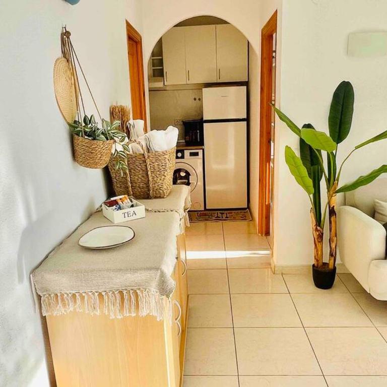 Arenal Beach Apartment Paola Sea Views - One-Bedroom Apartment - 8