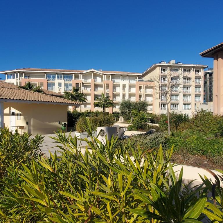 Vue sur Port Frejus pour ce T2-3 Cap Hermes, 6 cou - Apartment mit Meerblick - 12
