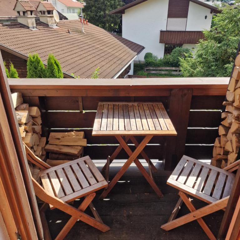 Perfektes Alpenrefugium mit Hüttencharacter - Apartment mit 2 Schlafzimmern - 2