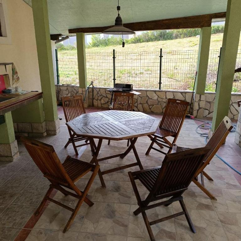 Apartament Zara - Three-Bedroom House - 3