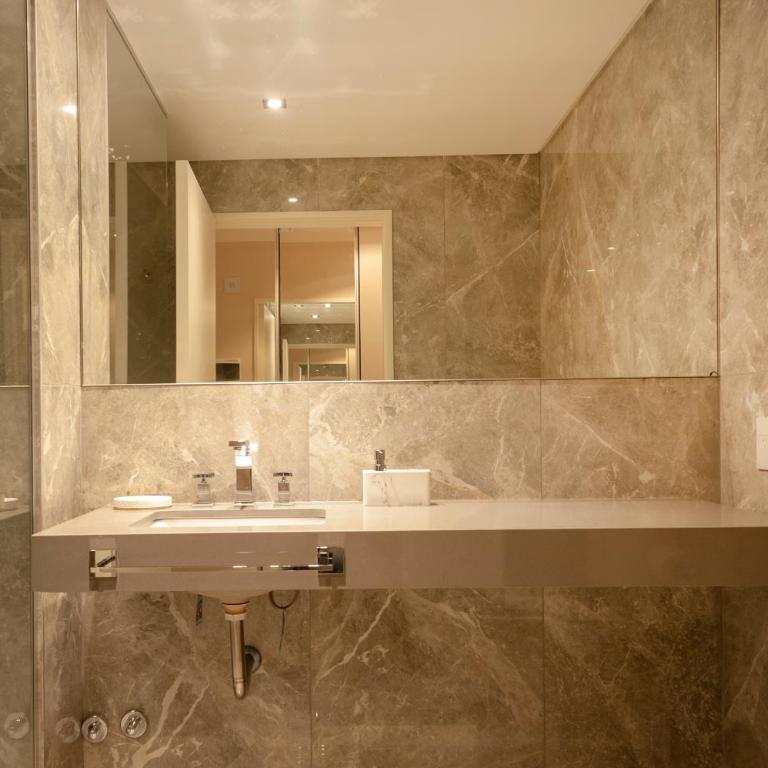 Estupendo Depto Lujo Deco Recoleta Armani powered by Argenhost D417 - One-Bedroom Apartment - 28